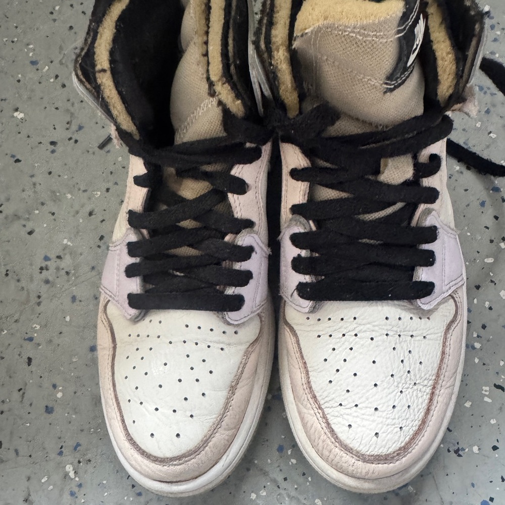 Air Jordan 1 High Zoom Comfort